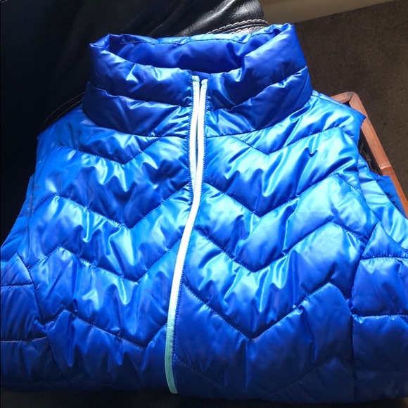 Puffer vest and matching shirt - Picture 3 of 6